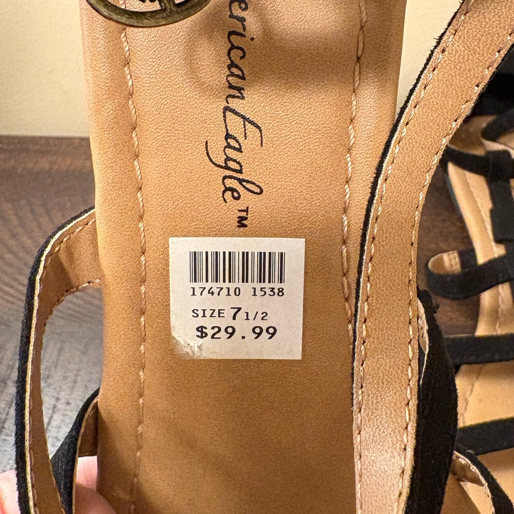 American Eagle Outfitters Black Strappy Sandals - Picture 3 of 3